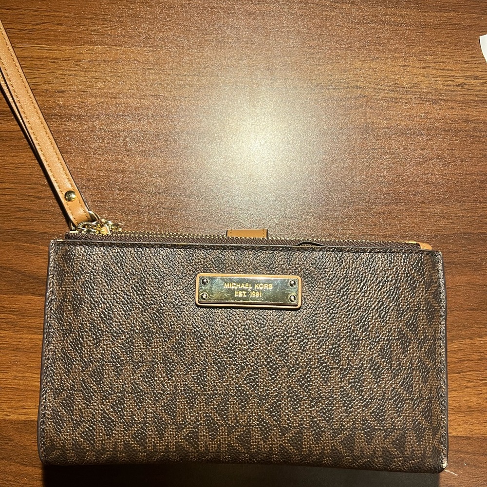 Michael Kors wallet